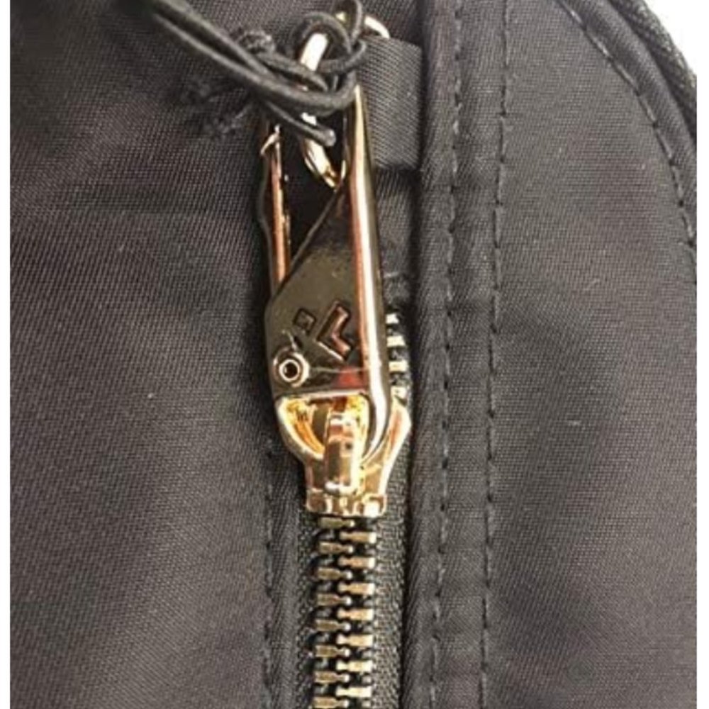 Travelon Black Crossbody Anti-Theft Travel Purse - Picture 9 of 9